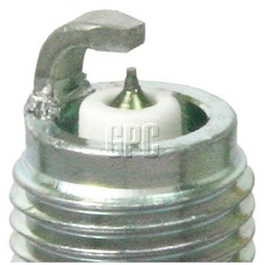 CR8EIA-9 NGK iridium spark plug firing end