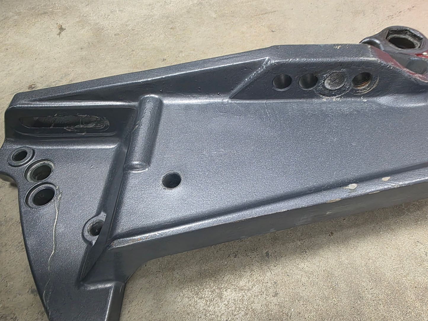 6G5-43112-01-EK Yamaha Engine Clamp Bracket (Port) | Genuine Used Part