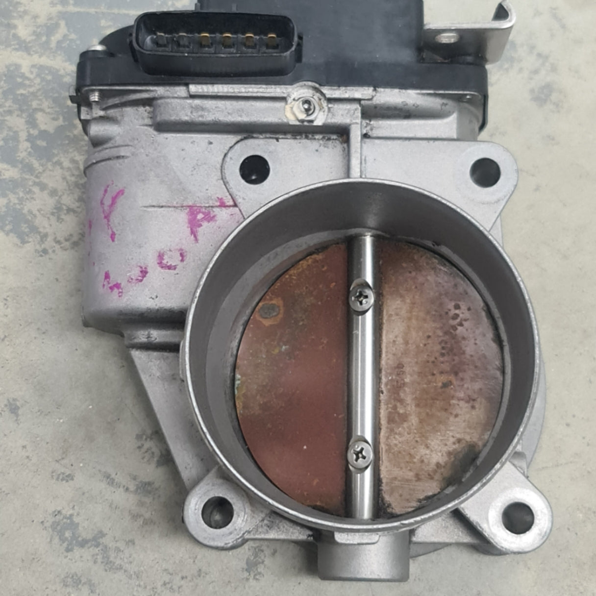 13310-98J01 Suzuki Throttle Body | Genuine Used Part