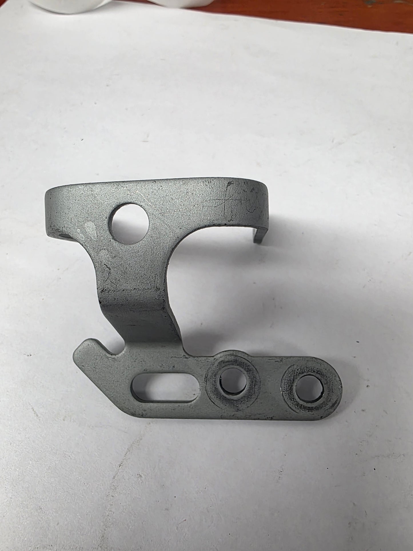 15421-88L00 Suzuki Fuel Filter Bracket | Genuine Used Part