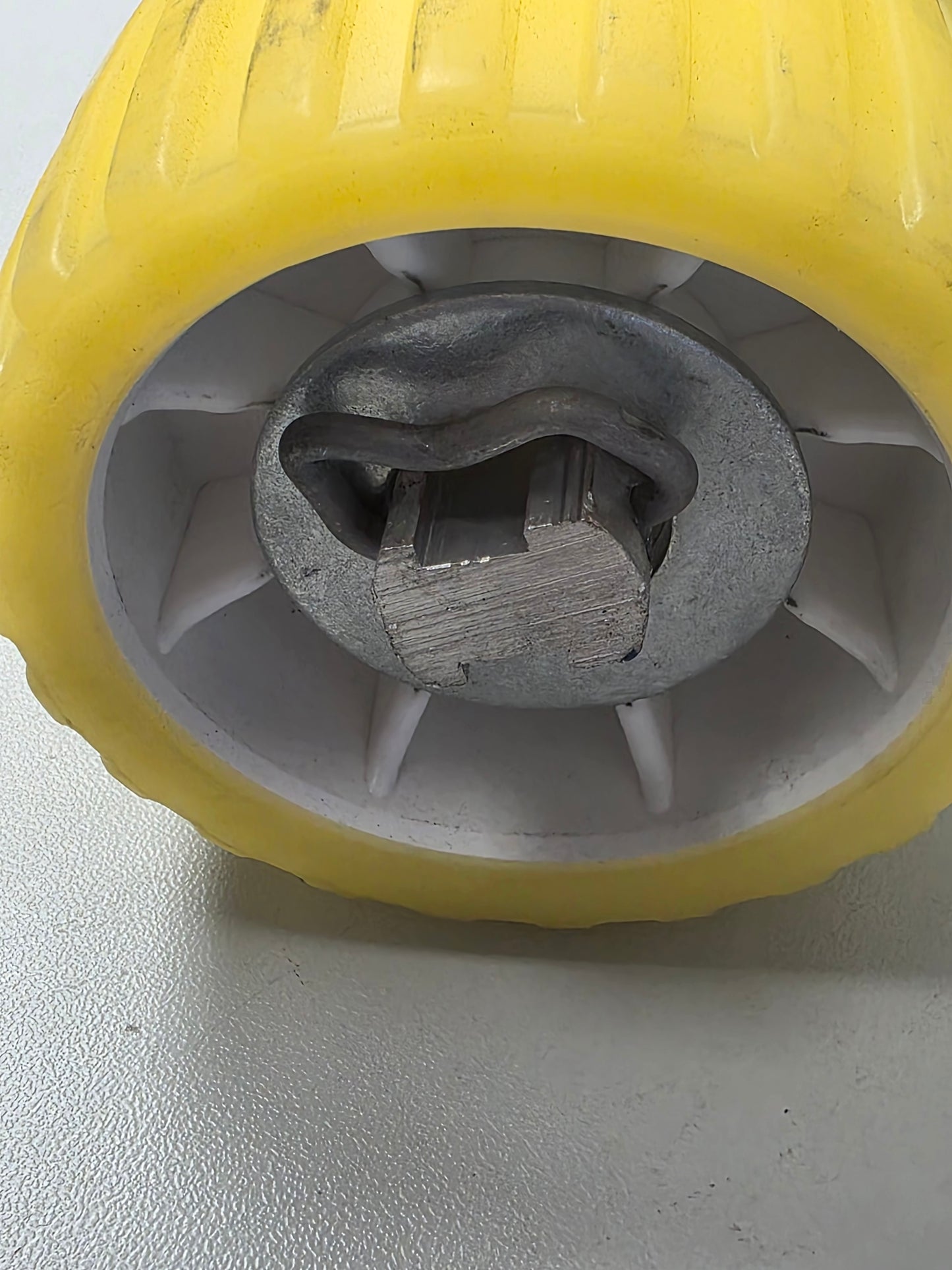 2967 Dunbier Lge Wobble Roller & Arm Assembly