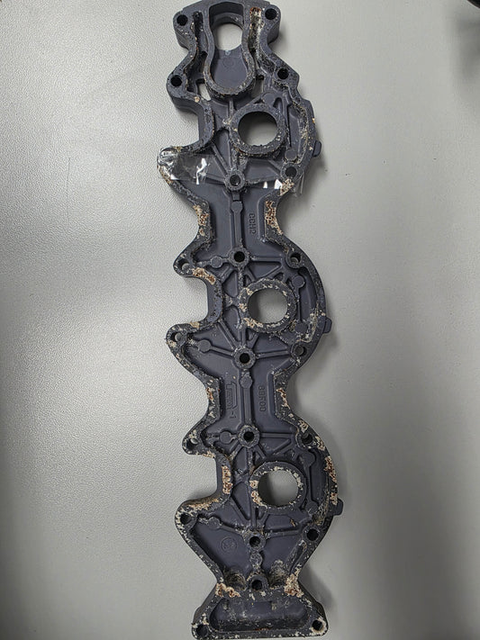 68F-11192-00-1S Yamaha Port Cylinder Head Cover HPDI | Genuine Used Part