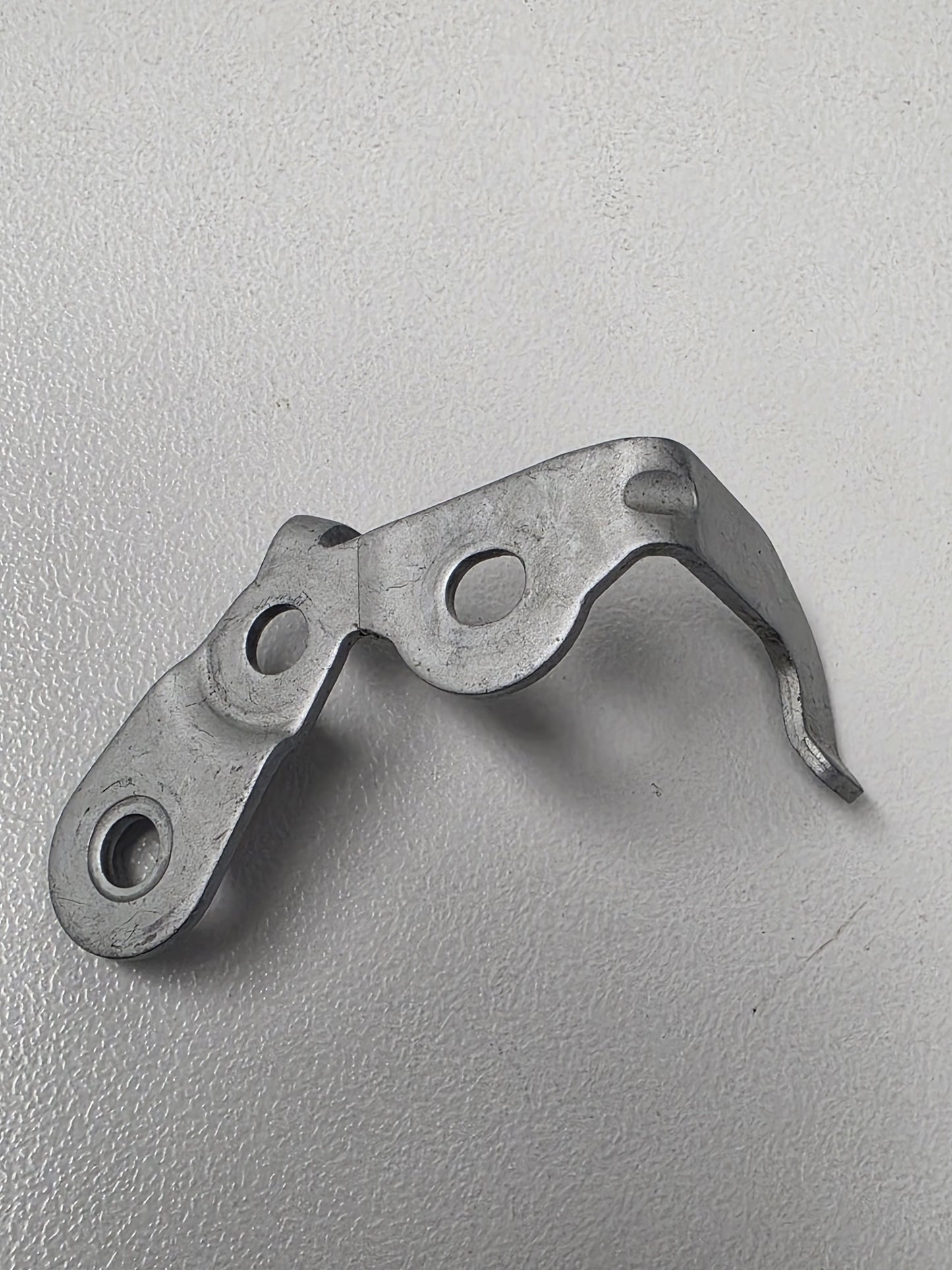 67C-44117-00-00 Yamaha F40 Bracket | Genuine Used Part