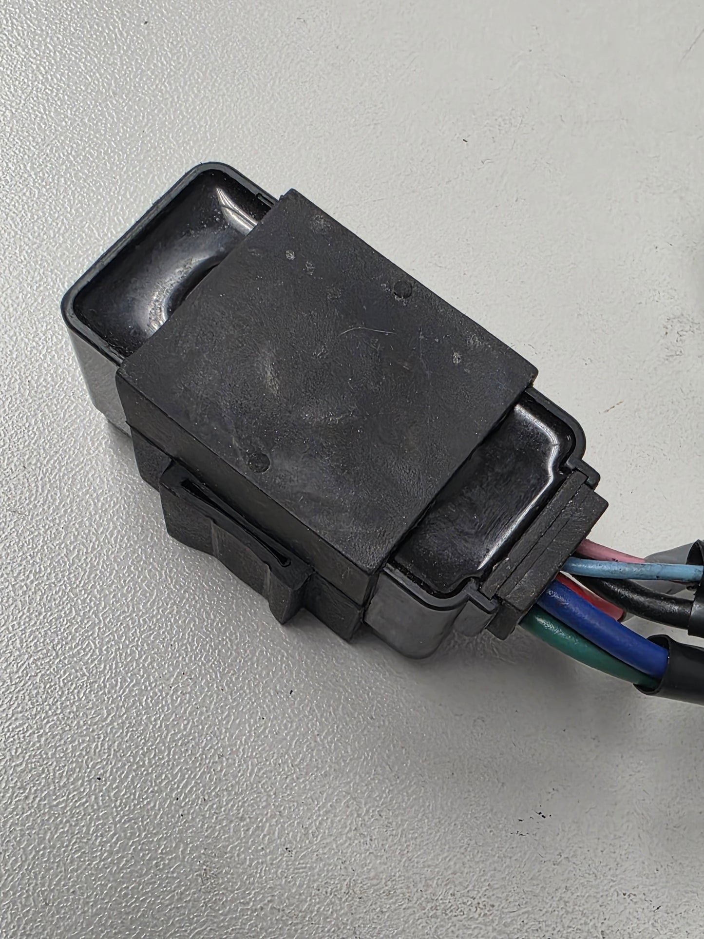 38410-93J12 38410-93J11 Suzuki DF60A Power Trim Relay | Genuine Used Part