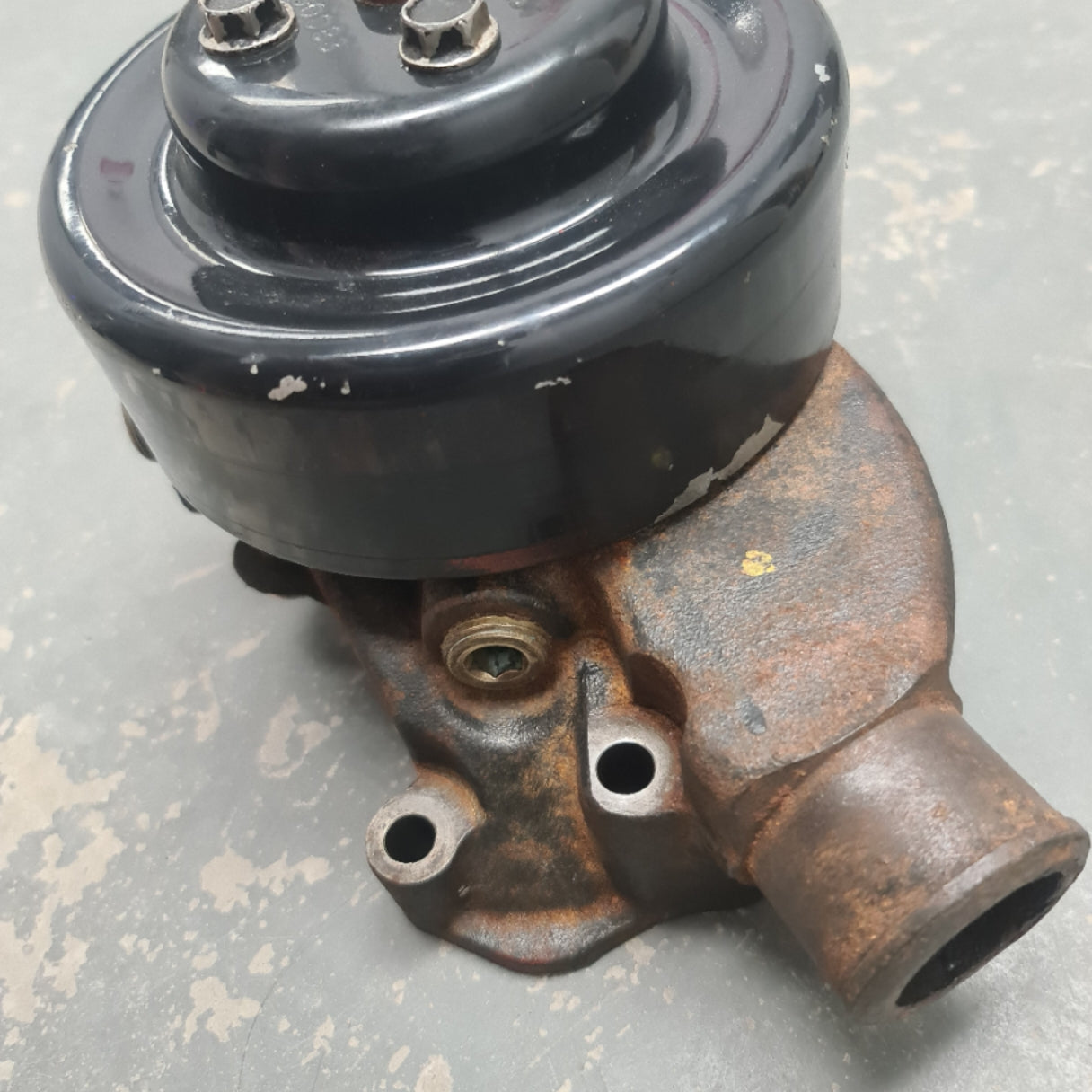 3853850 Volvo Circulation Pump | Genuine Used Part
