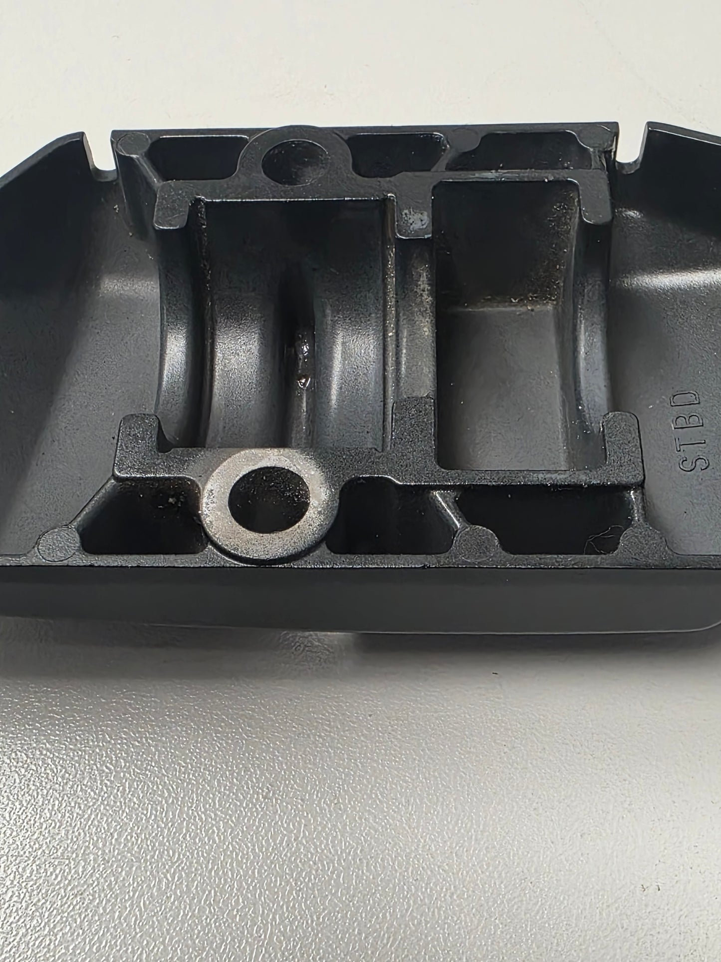 54221-88L20 54221-88L00-0EP Suzuki DF60A Lower Mount Cover (STB) | Genuine Used Part