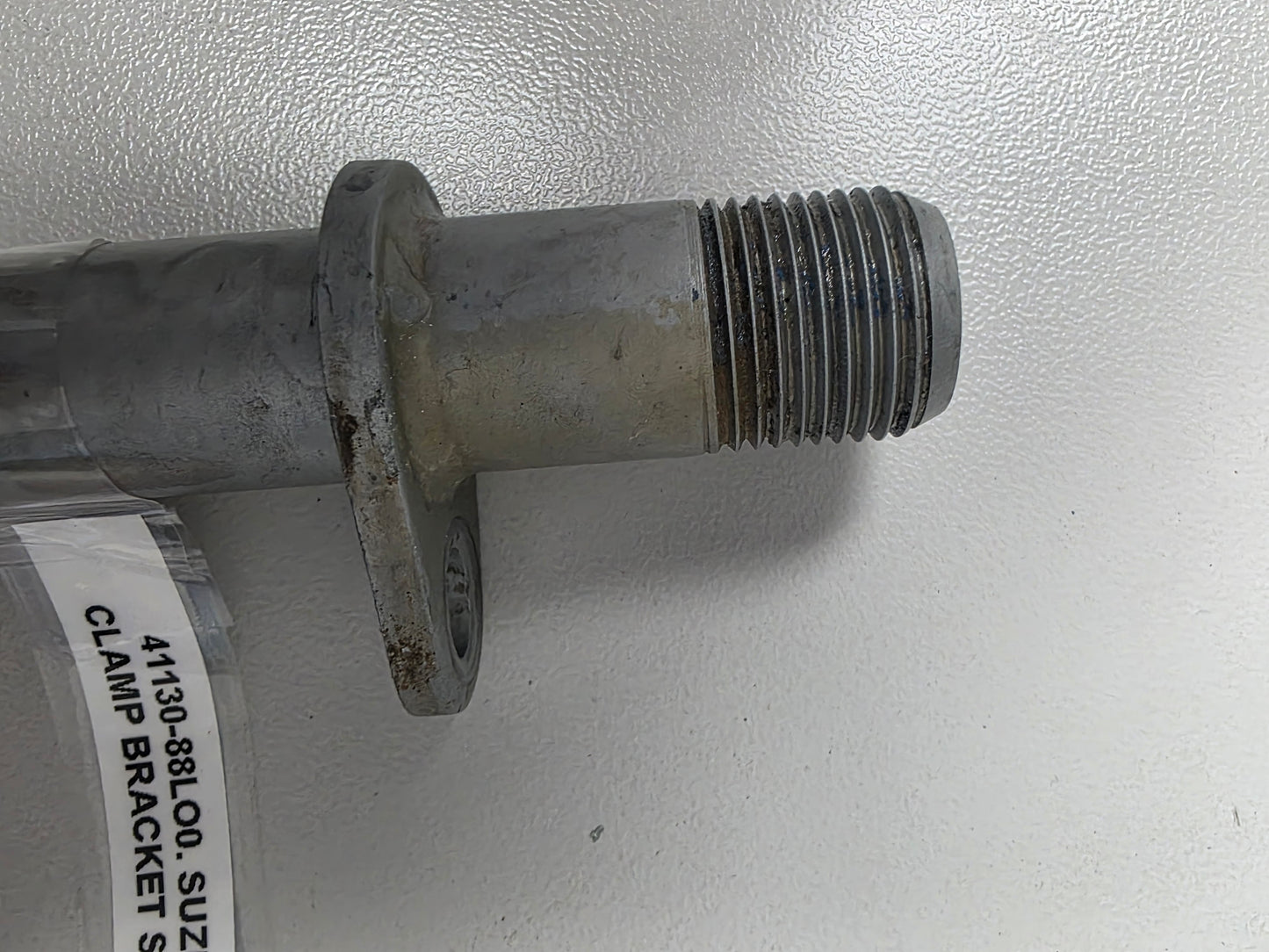 41130-88L00 Suzuki DF60A Clamp Bracket Shaft | Genuine Used Part