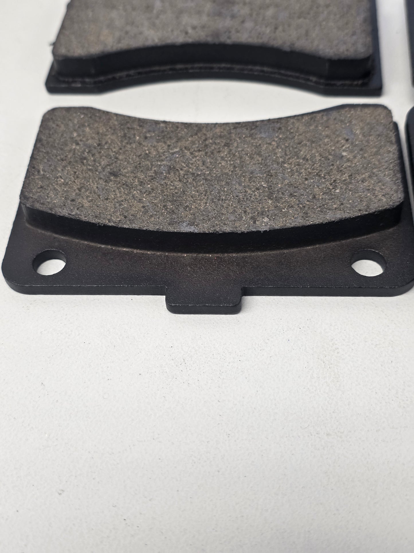 H3264-2 Mackay 1933 Dunbier Disc Caliper Pads Suits Mechanical 2 Bolt Type From Jan 17 Pack of 4 | Marine Trailer Part