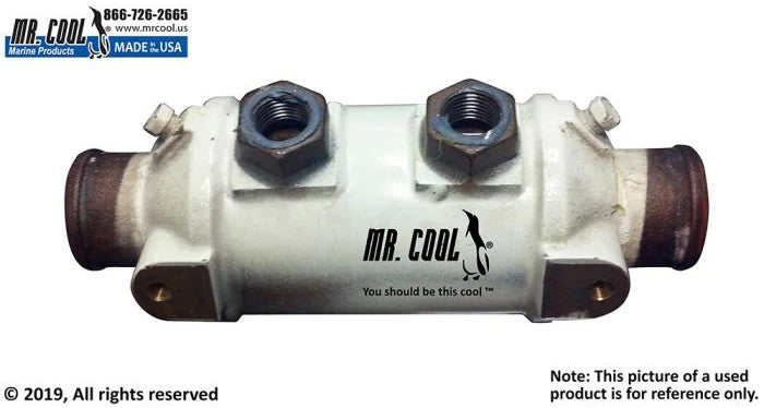 3975986CN Cummins 5.9L ISB/QSB Oil Cooler 3"x 9" 3975986CN 1.3/4'' Replacement Part