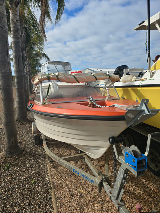 Sundance 4.5m with 60hp Johnson - $6,900