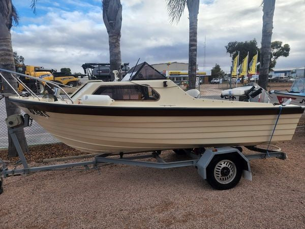 SOLD!! - Dealtry 5 Metre Half Cab - $8000