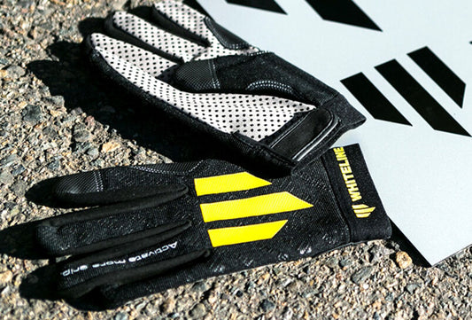 KWM014 Whiteline Whiteine Branded Mechanic Gloves | Genuine Whiteline Suspension Component