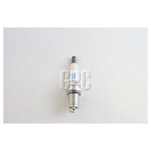 PFR7G NGK platinum spark plug