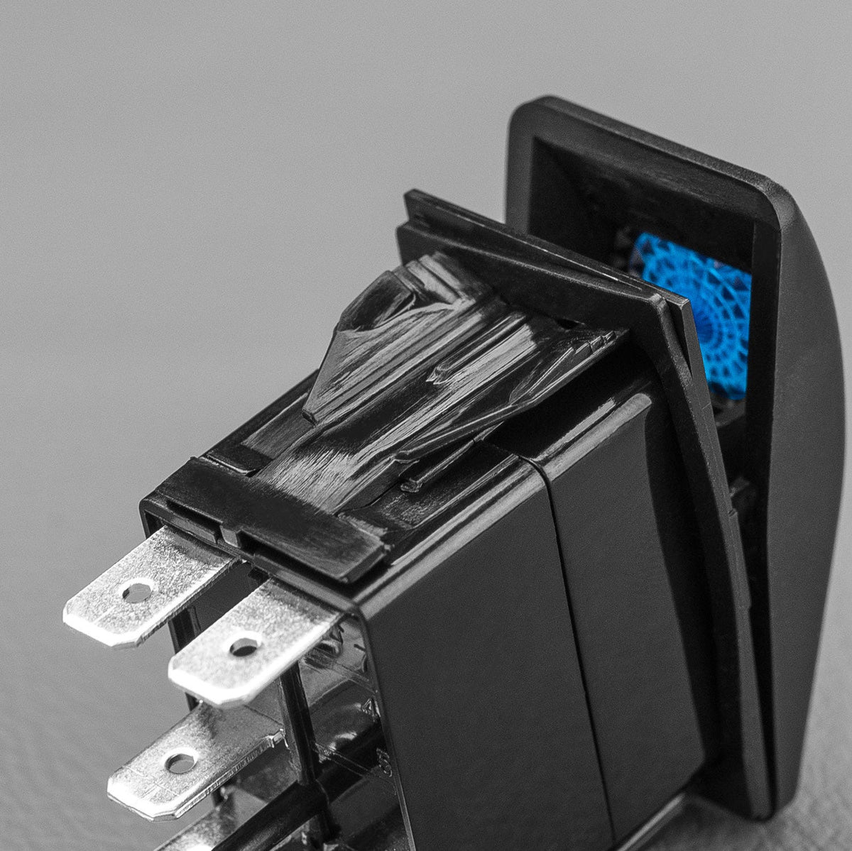 ROKSWCH-REAR Rocker Switch for 4x4 Rear Work Lights Back Lit Blue | Genuine STEDI Product, image 4