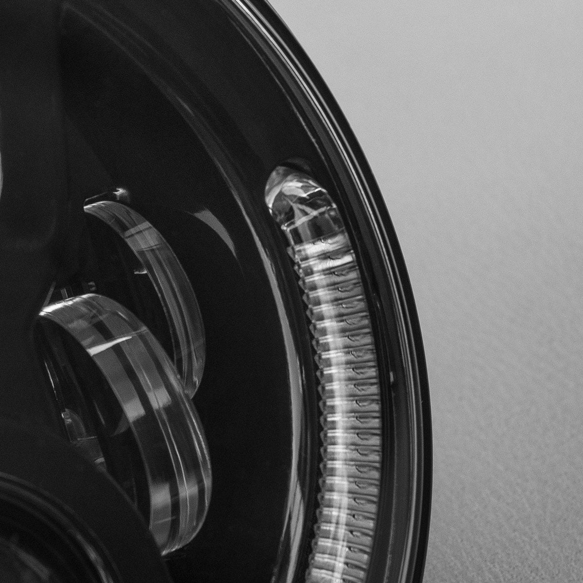 LEDMOTO-CARBON-7BLK STEDI 7 Inch Carbon Black LED Headlight | Genuine STEDI Product
