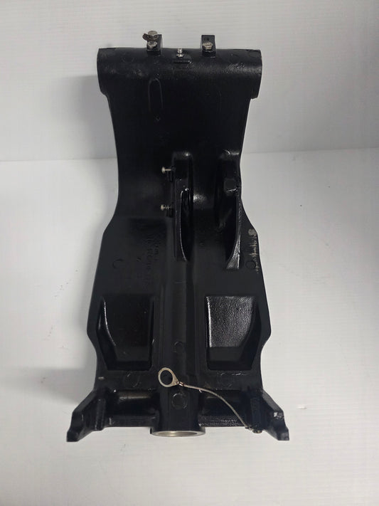 818904T1 8M0220957 Mercury Swivel Bracket | Genuine Used Part