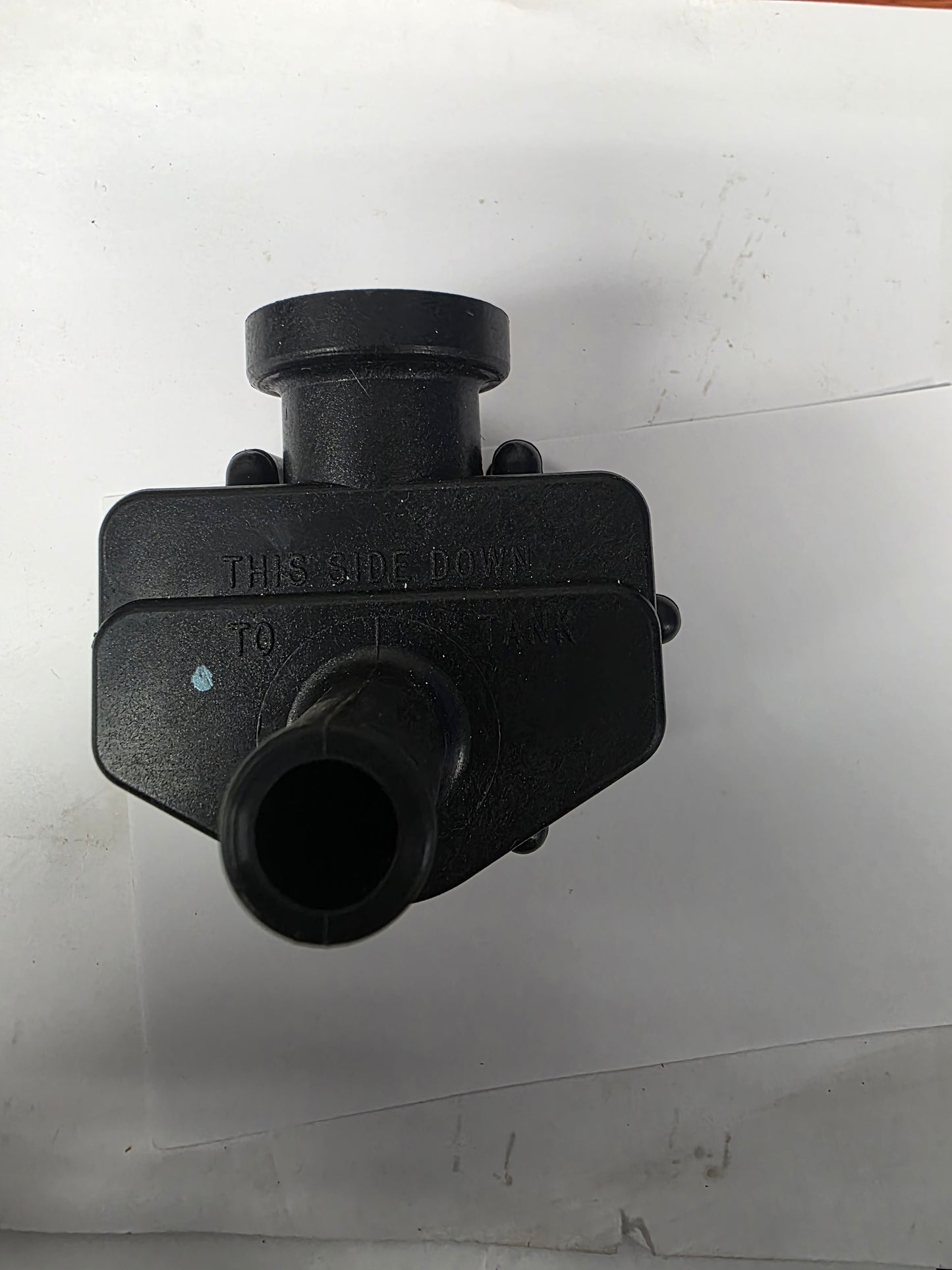 200496 BLA Attwood Series 1680 Fuel Vent