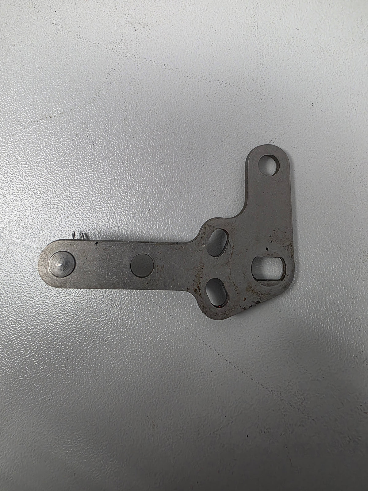 03675207 5007059 Evinrude E30 Shift Shaft Lever & Pin | Genuine Used Part - photo 2 of 2
