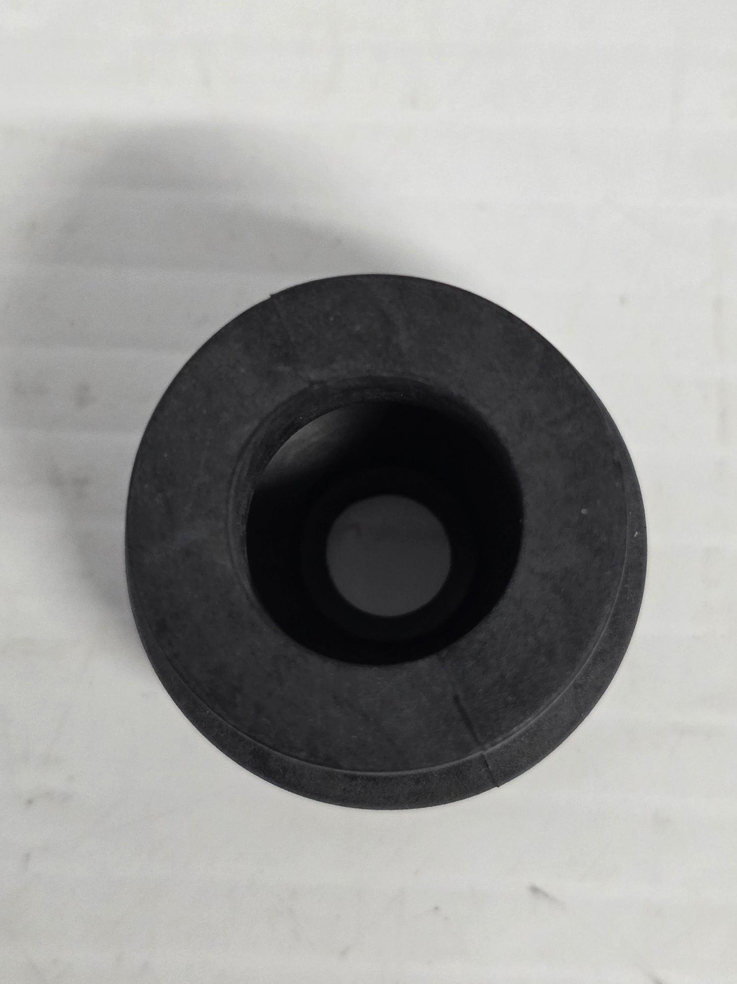 6E5-42724-01 Yamaha Grommet | Genuine OEM Yamaha Outboard Part