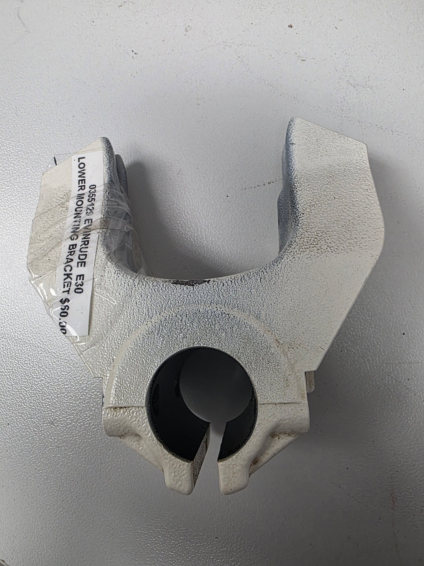 0355129 Evinrude E30 Lower Mounting Bracket | Genuine Used Part