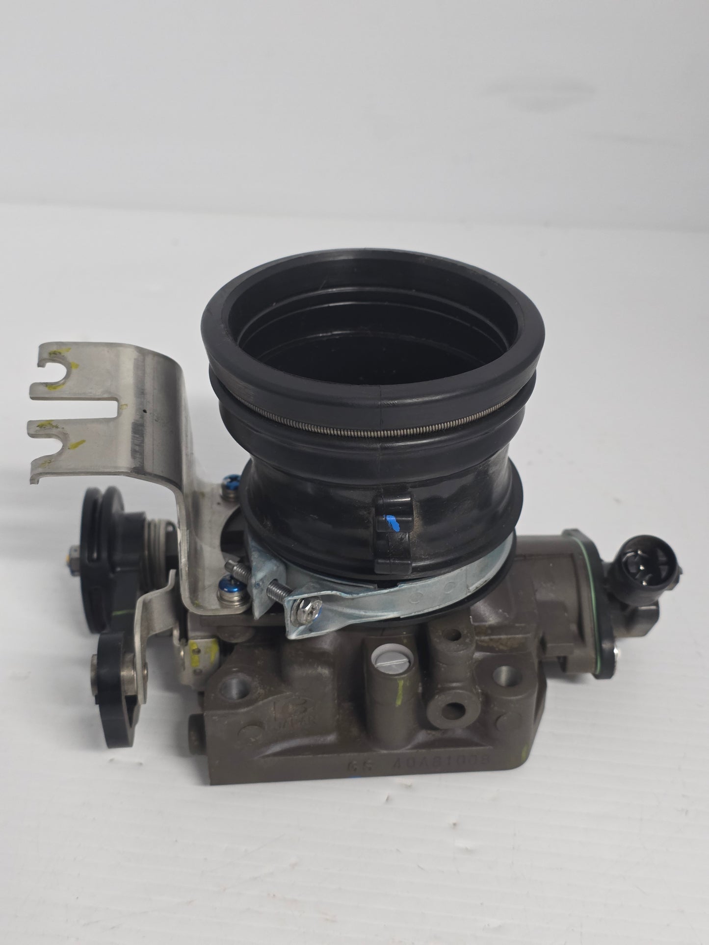 16400-ZVK-023 17374-ZX2-000 Honda Throttle Body Assy | Genuine Used Part