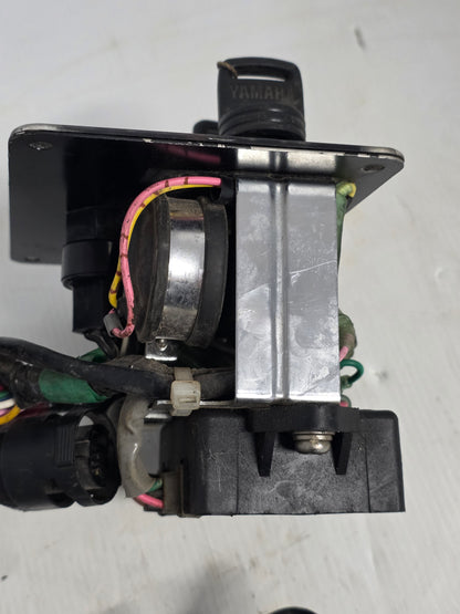 6K1-82570-08 Yamaha Dual Key Switch With Key | Genuine Used Part