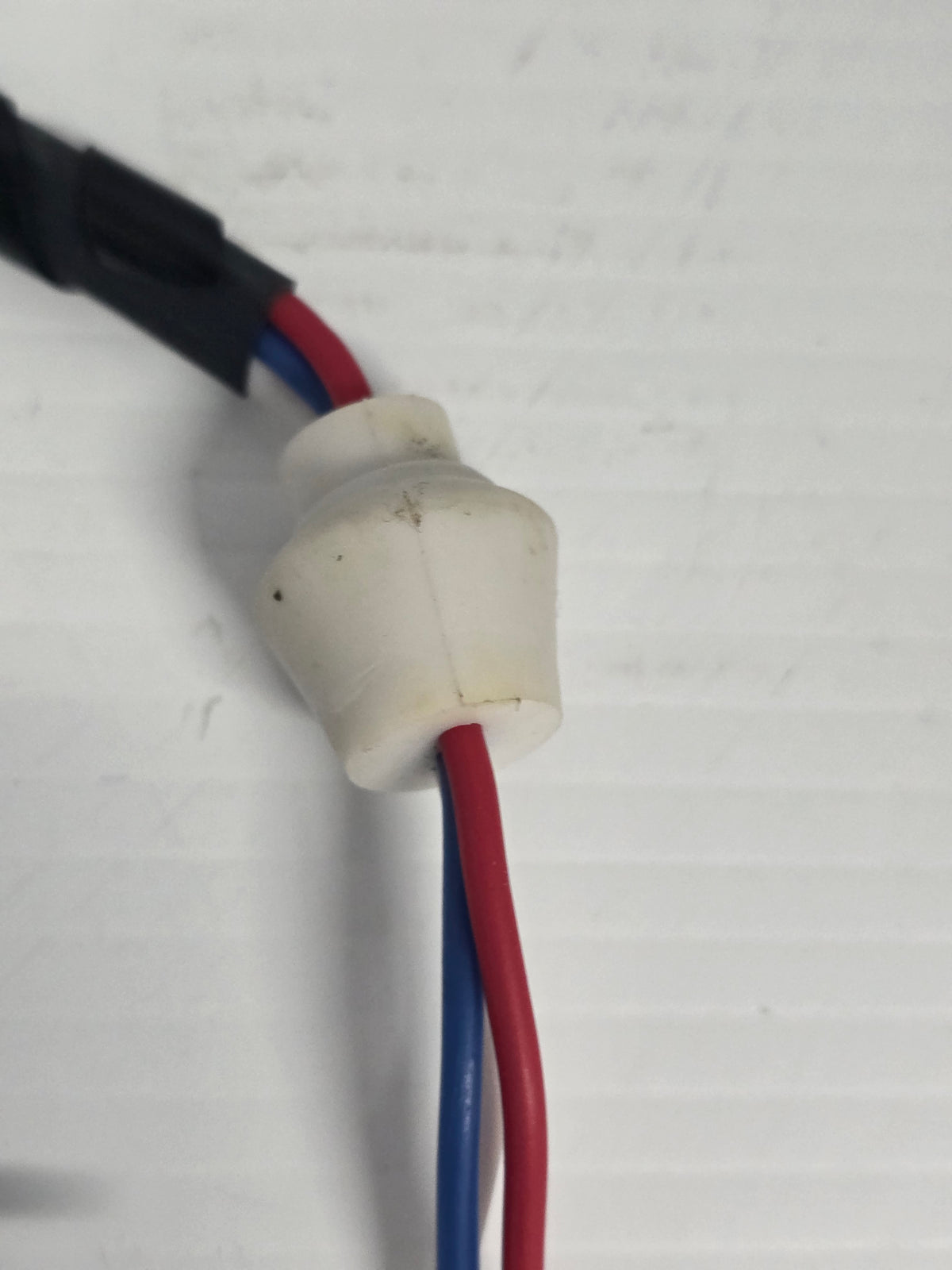 8M0095310 Mercury MerCruiser Trim Sensor Assembly Genuine Mercury | Genuine Quicksilver OEM Part - photo 5 of 7