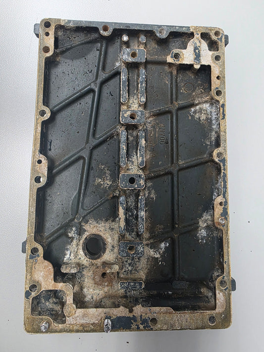 6N7-41113-00-1S Yamaha 115CETO Exhaust Outer Cover | Genuine Used Part