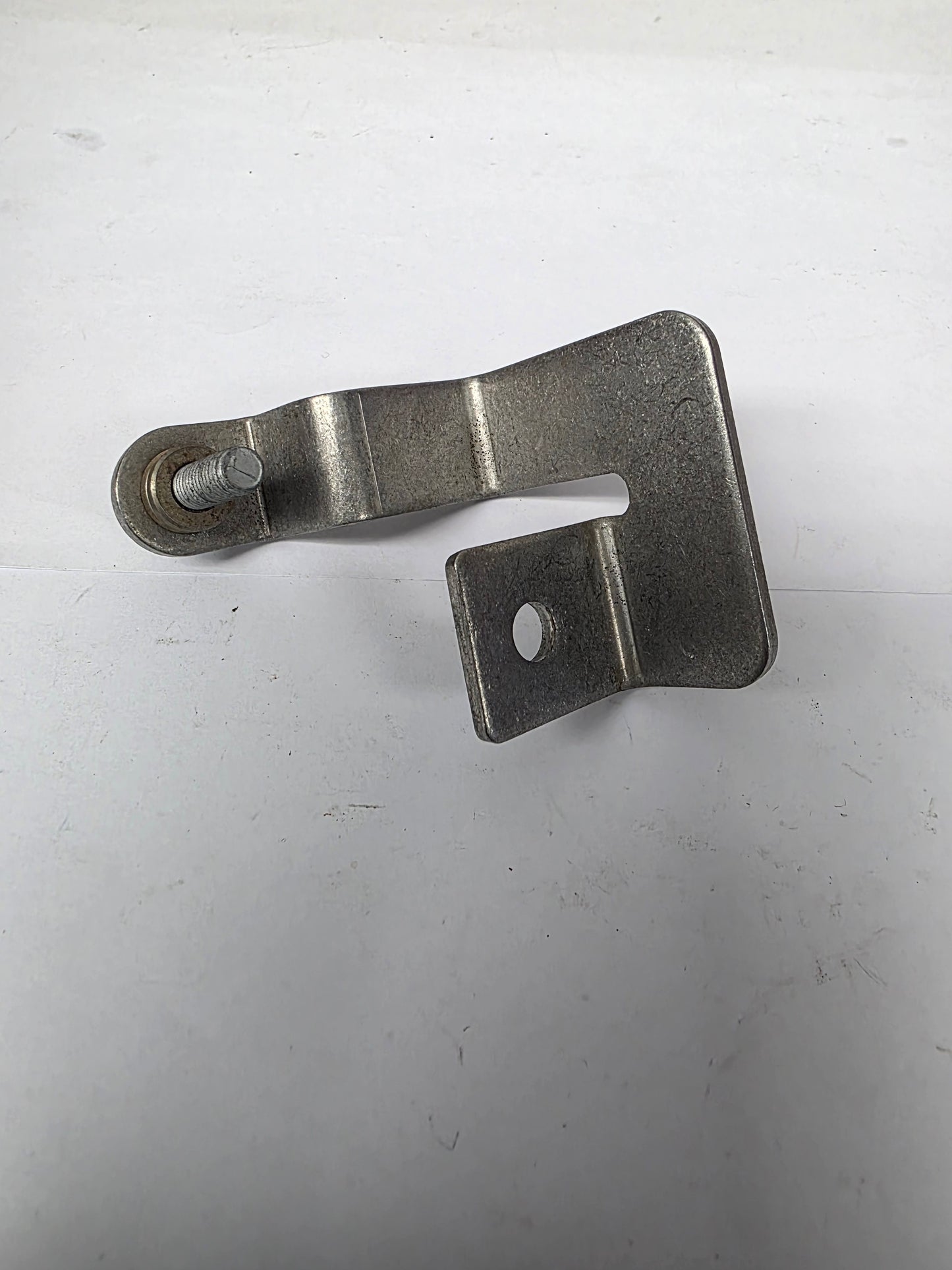 881269 Mercury Bracket | Genuine Used Part