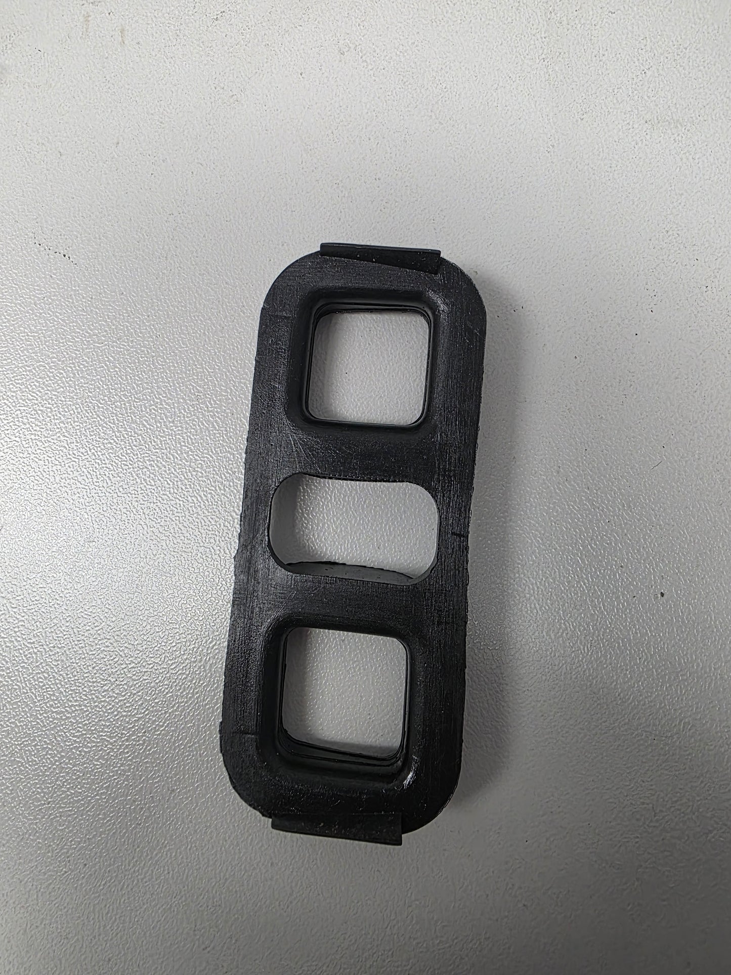 68F-42769-00-00 Yamaha Z200 Rubber Seal | Genuine Used Part