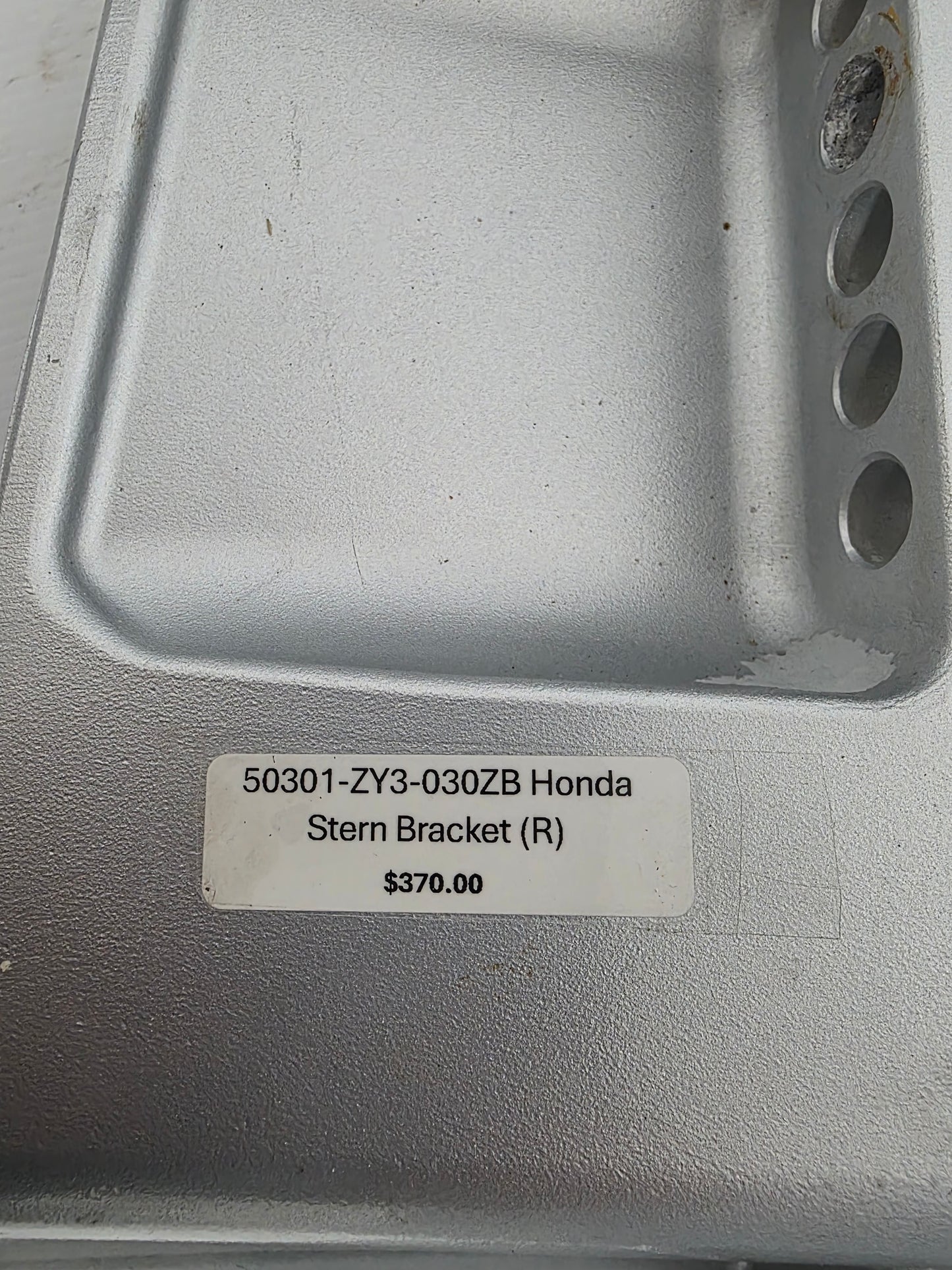 50301-ZY3-030ZB Honda Stern Bracket (R) | Genuine Used Part
