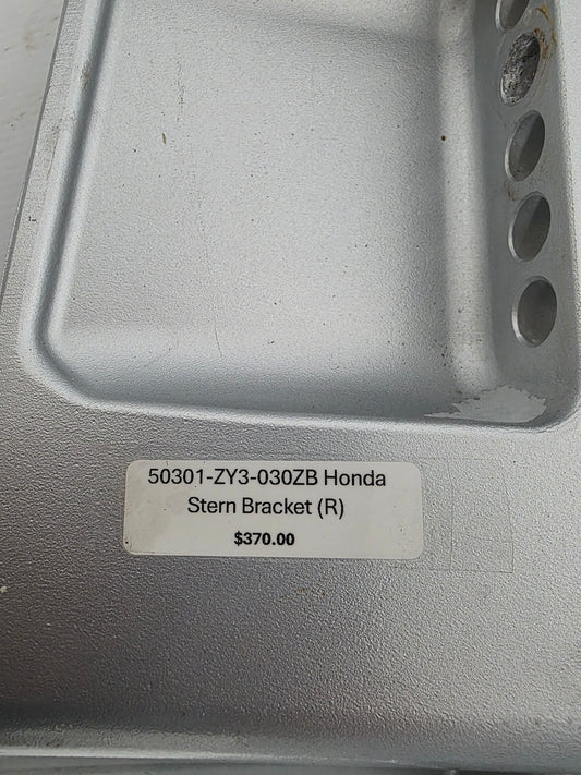 50301-ZY3-030ZB Honda Stern Bracket (R) | Genuine Used Part