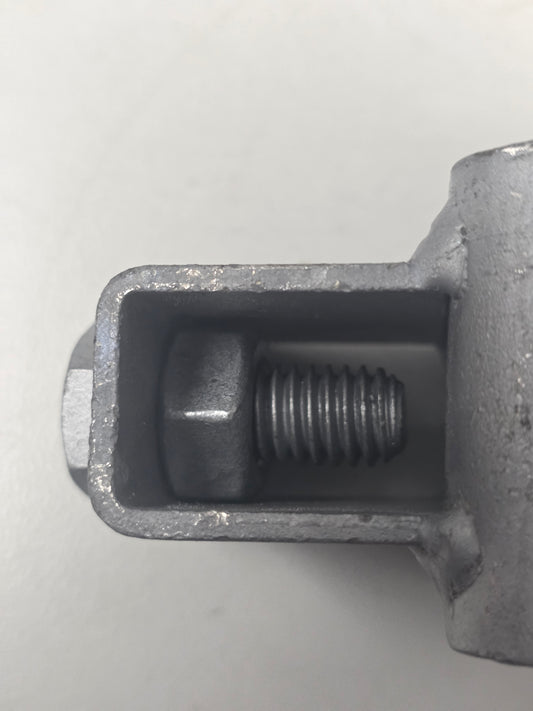 3252 Dunbier Slide Bracket: Suits 50 x 50mm (BULK)