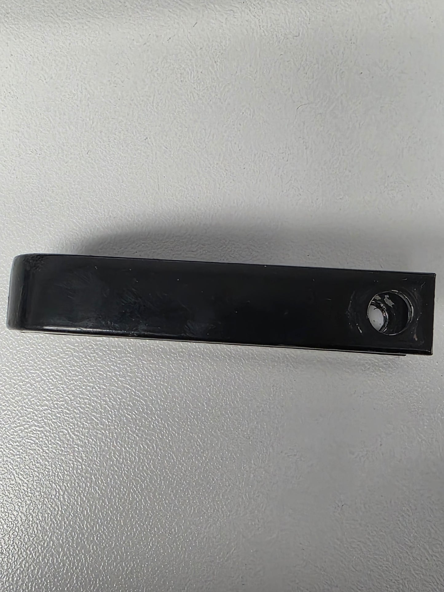 65W-11119-00-00 Yamaha F40 Engine Hanger | Genuine Used Part