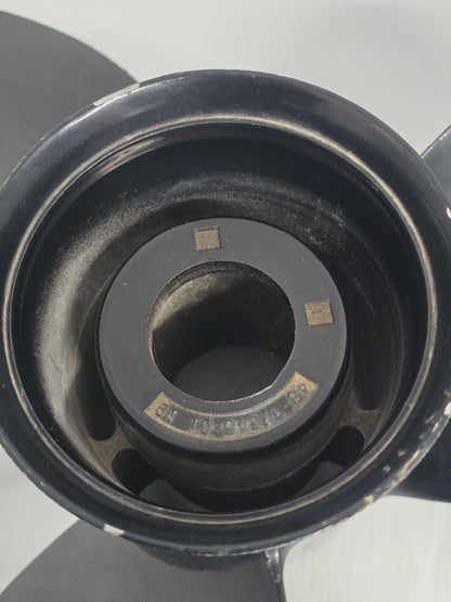48-77346-C1 48-77346A45 Mercury Black Max 13 x 19 Aluminium Propeller – RH 15 Spline | Genuine Used Part