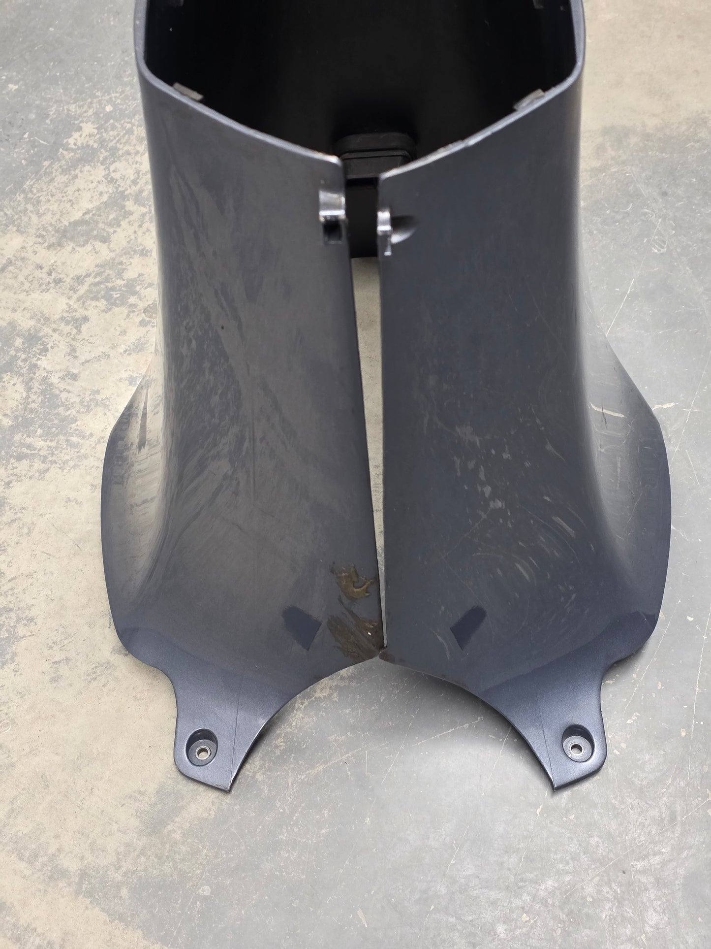 68F-42741-00-8D Yamaha F40 Apron | Genuine Used Part
