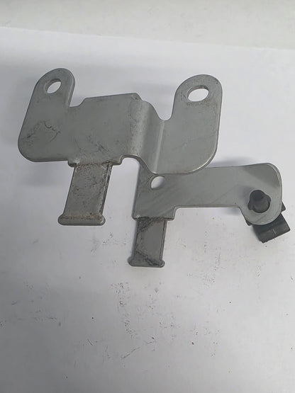 16914-ZVL-000 Honda Bracket | Genuine Used Part