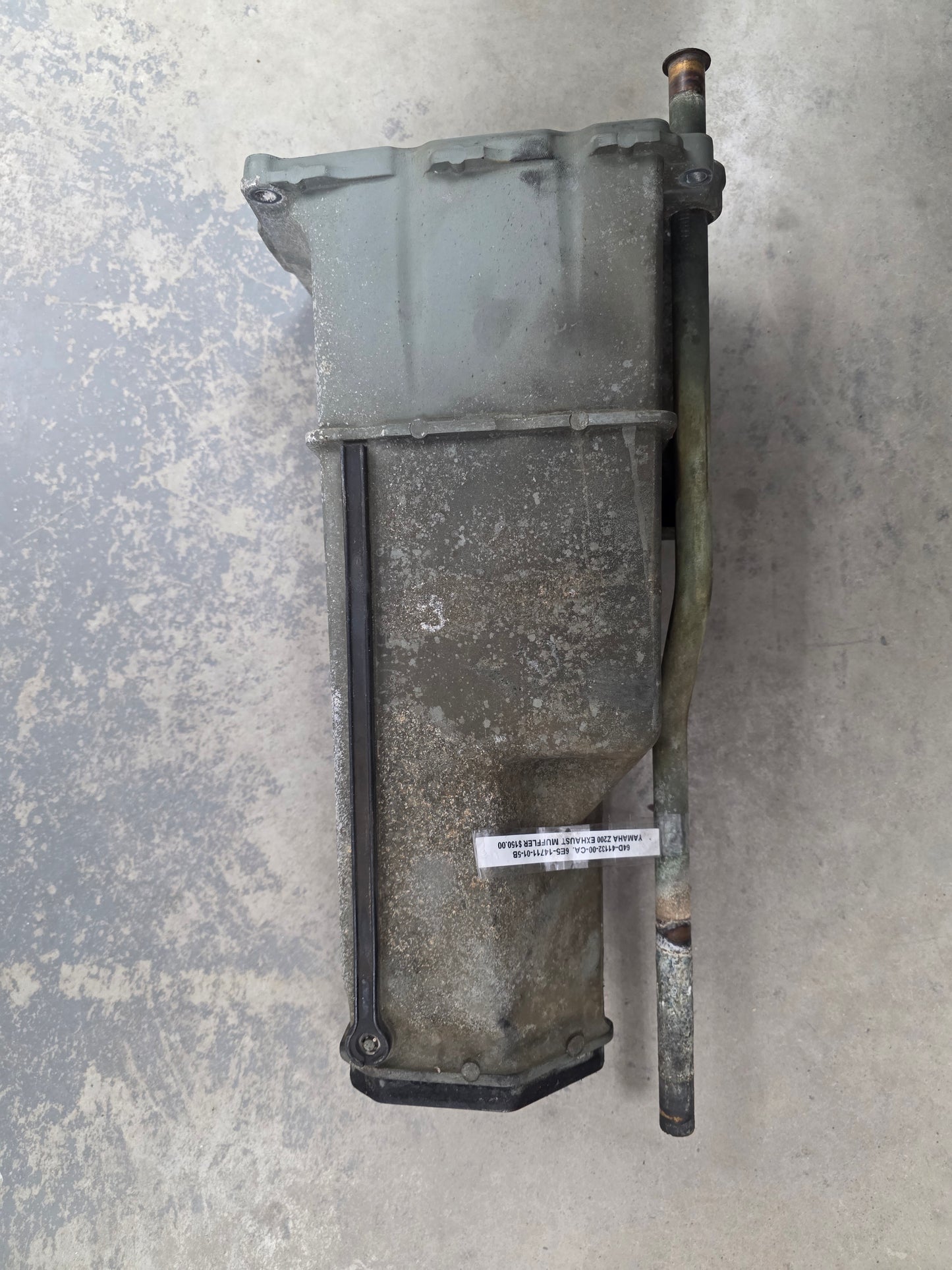 64D-41132-00-CA 6E514711-01-5B Yamaha Z200 Exhaust Muffler | Genuine Used Part