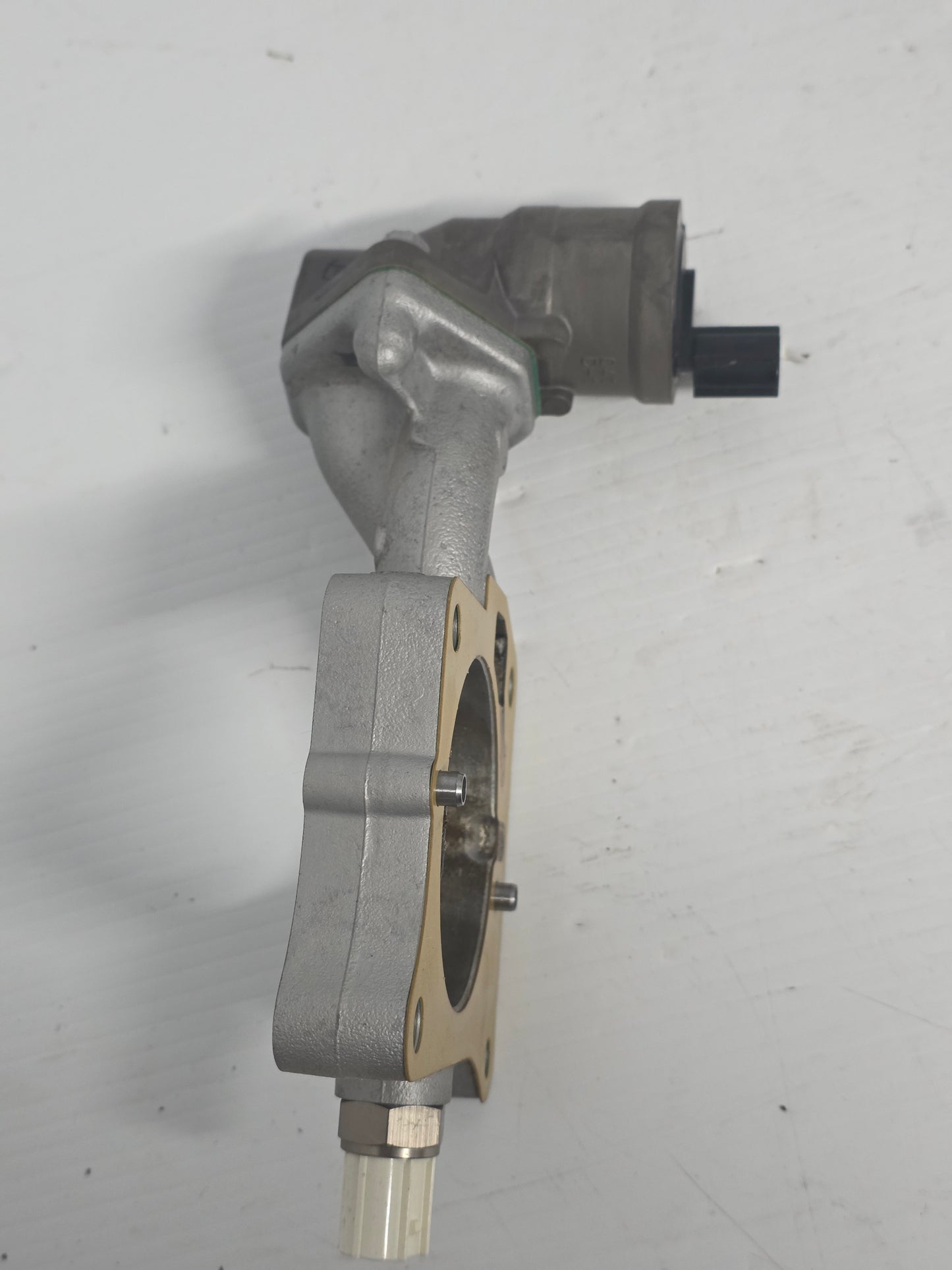 36550-ZY3-003 Honda Valve Assy & Spacer | Genuine Used Part