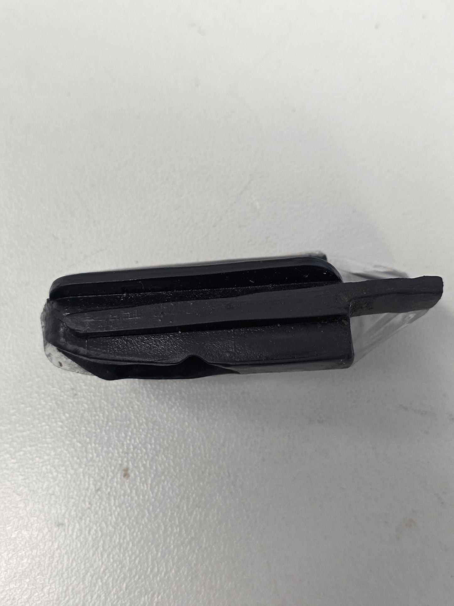 8225562 Mercury Grommet | Genuine Used Part