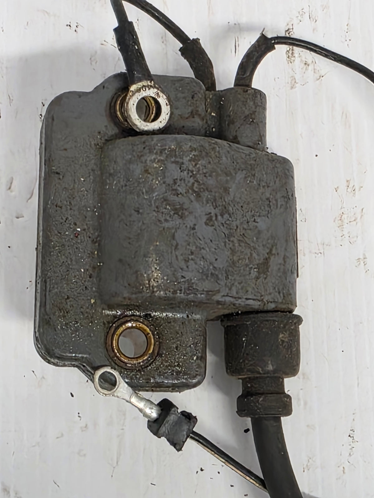 6E5-85570-11-00 CM61-26 Yamaha Coil | Genuine Used Part - photo 4 of 8