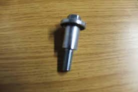 422541, Shoulder Screw - Genuine Volvo Penta