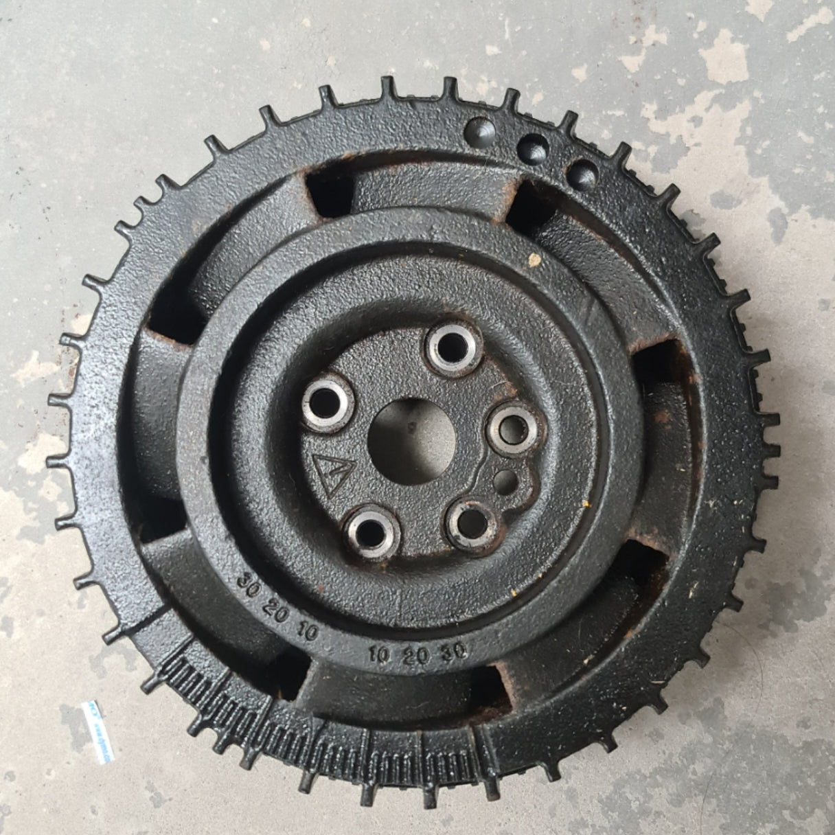0586526 Evinrude Flywheel | Genuine Used Part