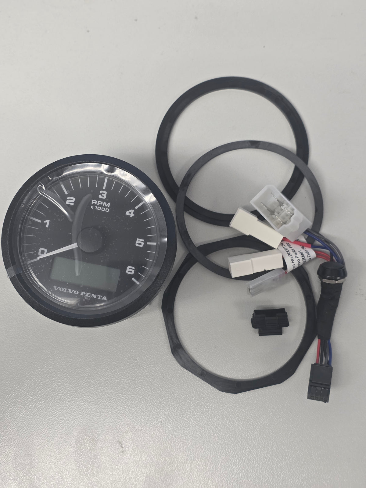 23715875 Tachometer | Genuine Volvo Penta Part - photo 6 of 6