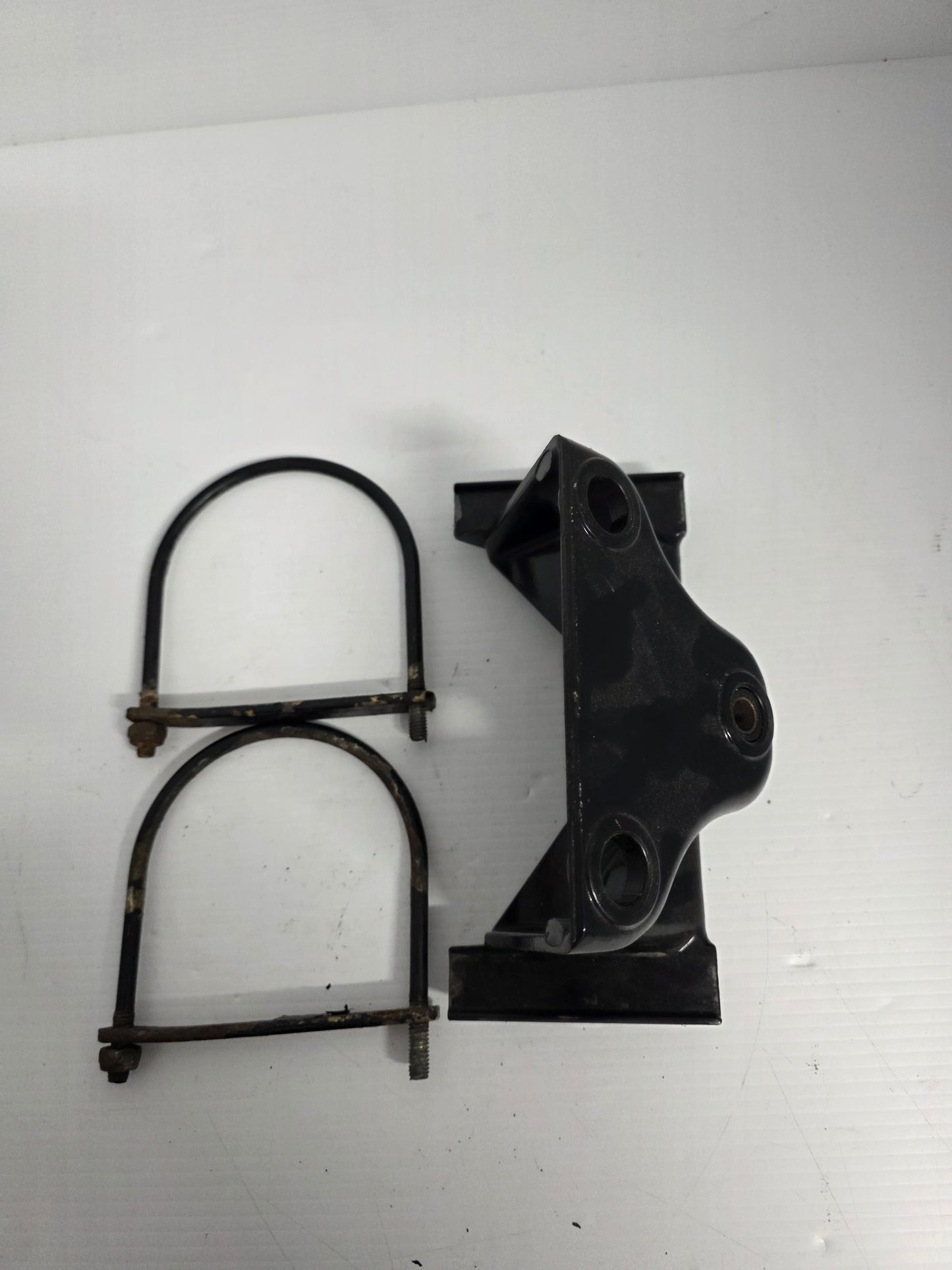 98618A1 Mercruiser Heat Exchanger Bracket (Set) | Genuine Used Part