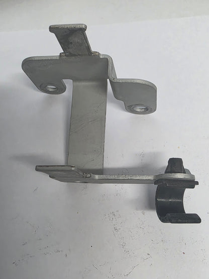 16914-ZVL-000 Honda Bracket | Genuine Used Part