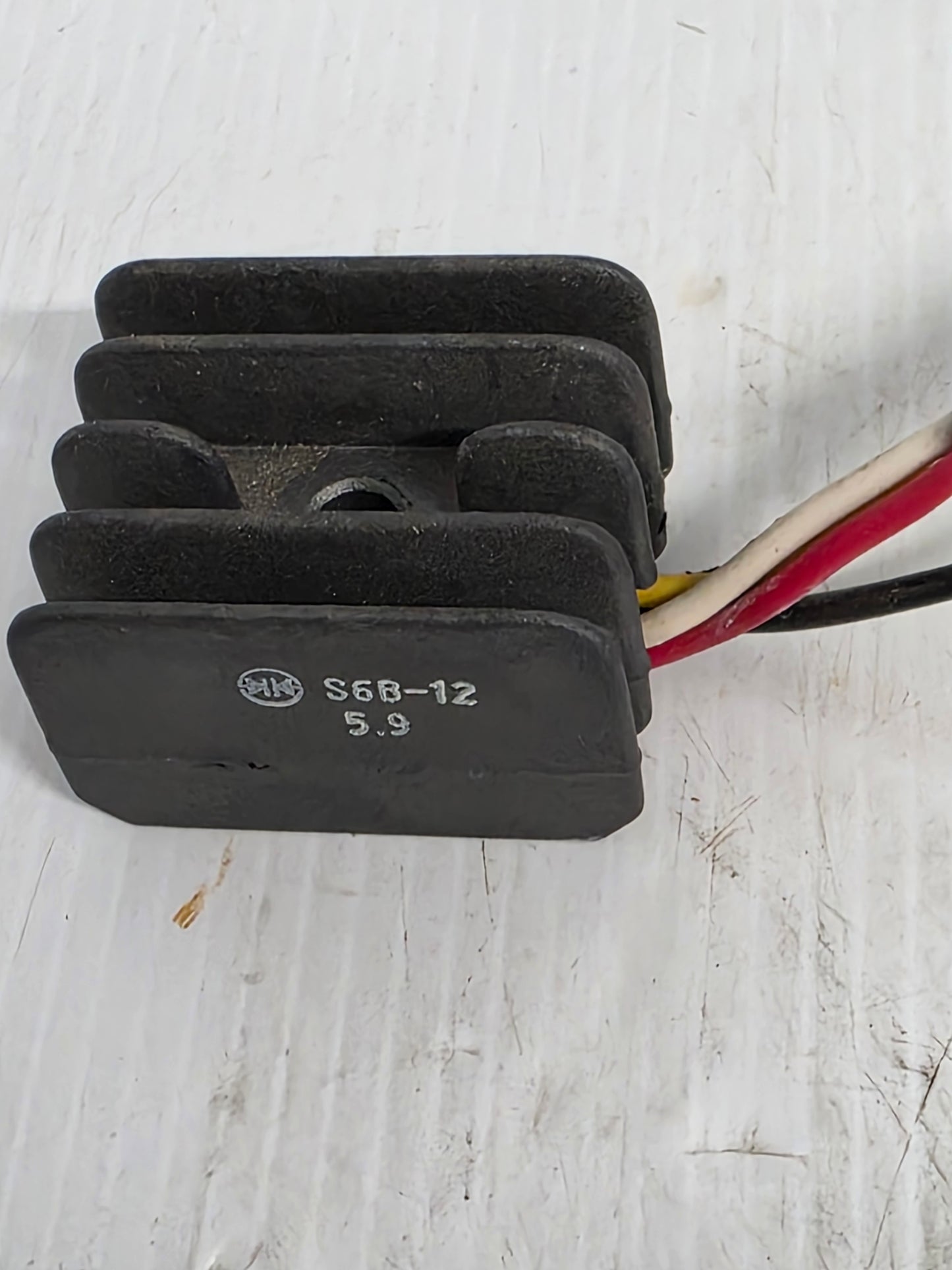 32800-95D01 Suzuki Rectifer | Genuine Used Part