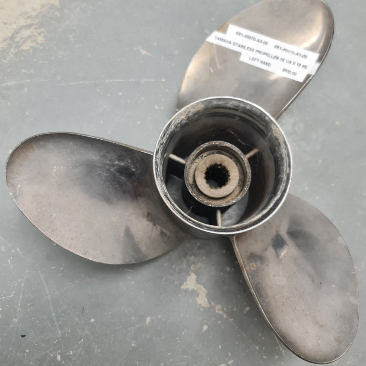 6R1-45970-A0-00 6R1-45970-A1-00 Yamaha Saltwater Series 15 1/4 x 19 LH Stainless Steel Propeller – 15 Spline | Genuine Used Part