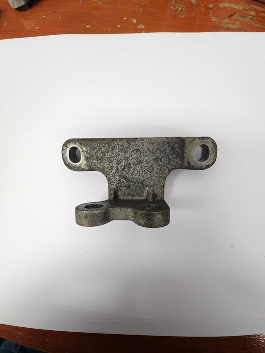 8M0059034 Mercury Bracket | Genuine Used Part
