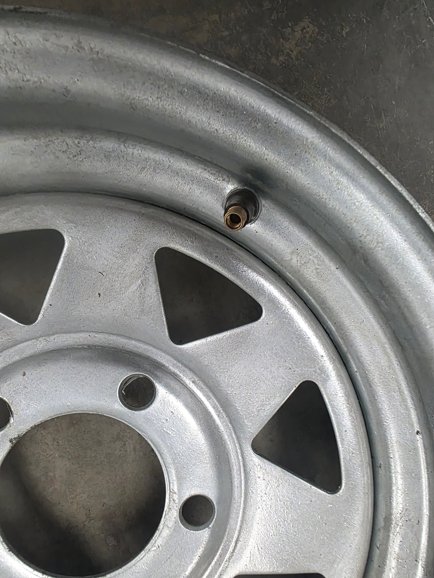 1492 Dunbier 13" Galvanized Spoke Rim Only (Ford) - RIM ONLY - NO TYRE Mackay A1810G